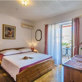 4 Bedroom Villa with Pool and Annex near Porec, Sleeps 8